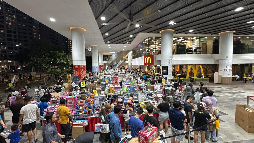 $0.30 Children’s Day Toy Fair